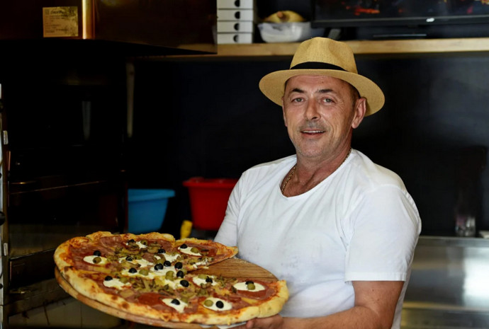 Pekar s Hvara koji prodaje pizzu za 500 kuna: Nije to pljačka, ima tu da se jede!