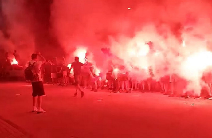Pogledajte kako su dočekani nogometaši Zrinjskog u Zračnoj luci Mostar