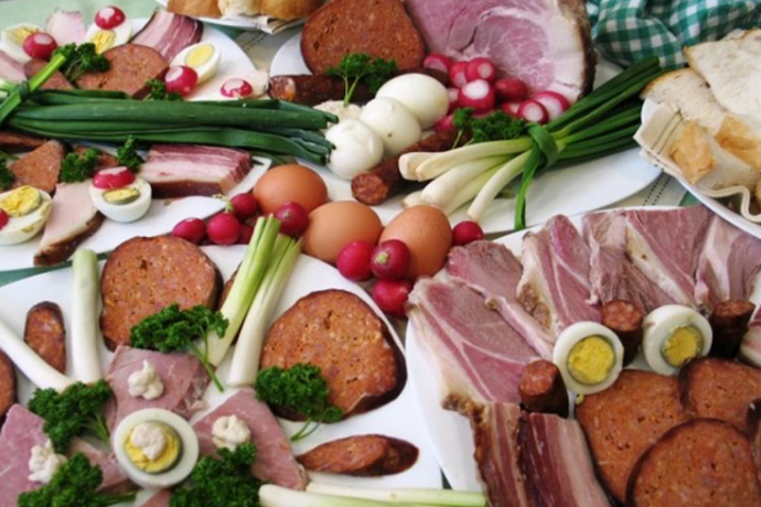 Nakon blagdana bez panike: Tijelu ne treba detoks, nego sasvim nešto drugo